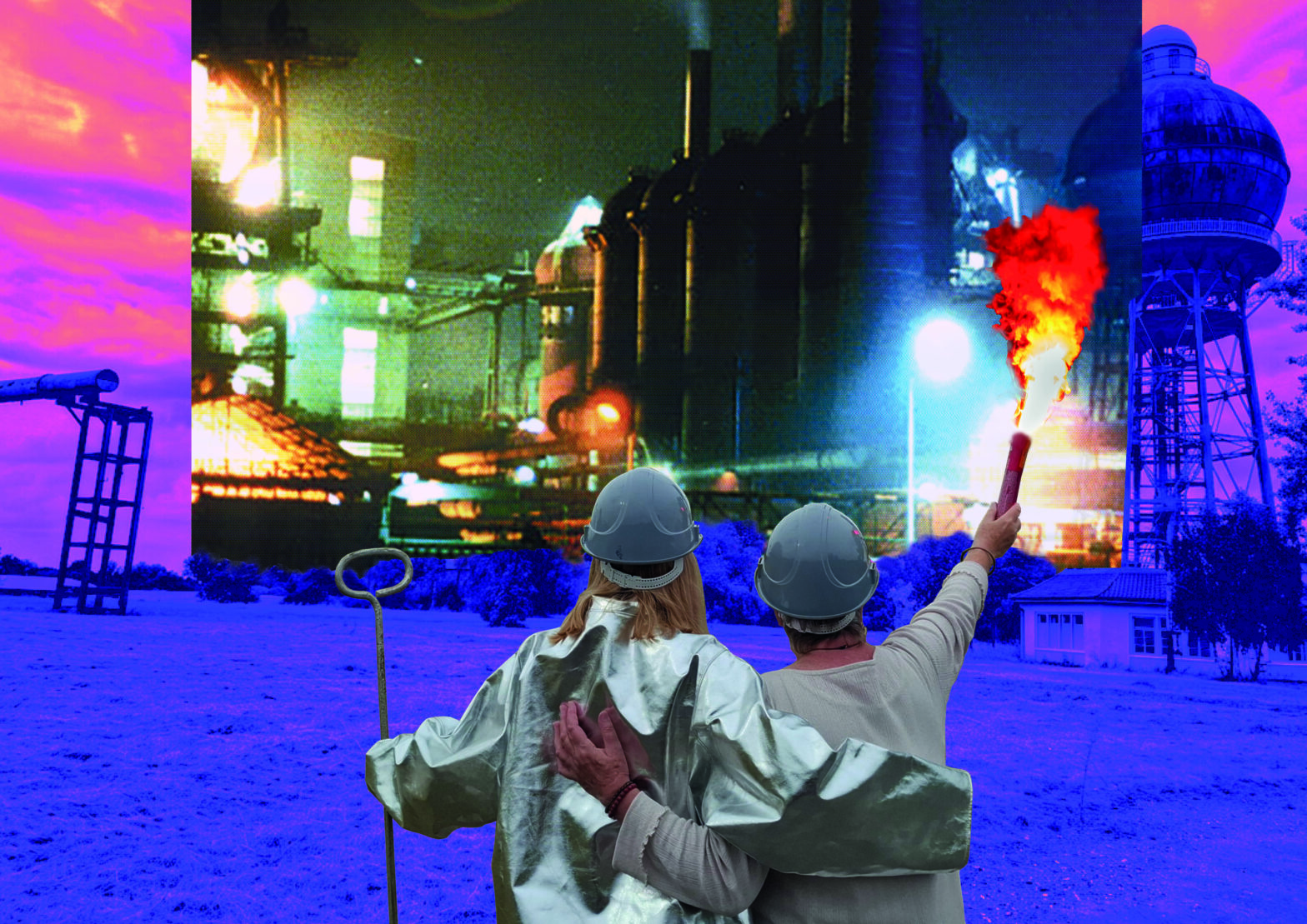 Eine Collage zeigt das heutige Hüttengelände mit farbigem Filter verfremdet. Darin eingelassen ist ein älteres Bild der großen Industrieanlage früher. Davor stehen zwei Personen, die sich im Arm halten und ein Bengalo in die Luft halten.